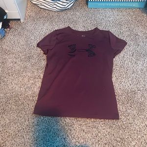 Under Armour tshirt